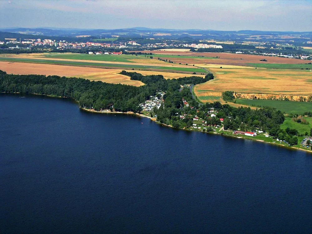 Autokemp Dřenice and the Jesenice Reservoir from above
